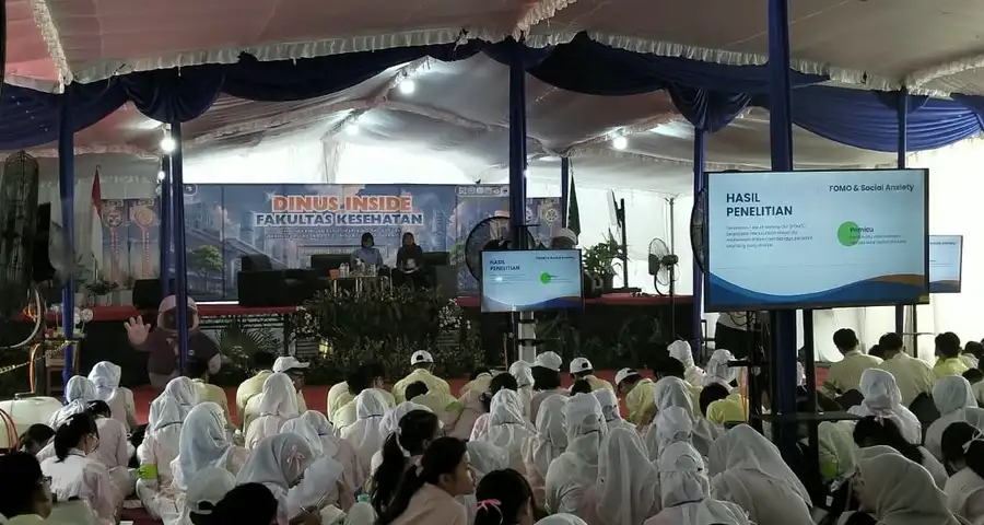 FKes Udinus dan CISDI Kenalkan Kamus Kompetensi Kesehatan Digital pada Maba di Dinus Inside 2026